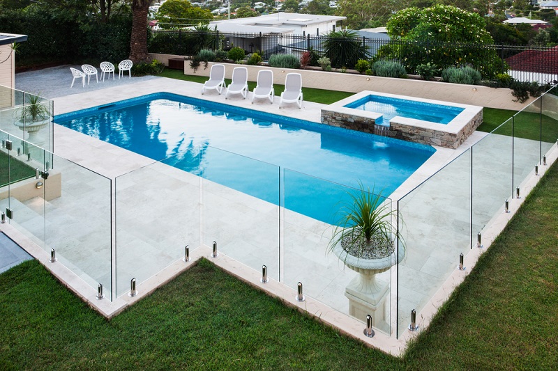 Frameless Glass Pools fencing